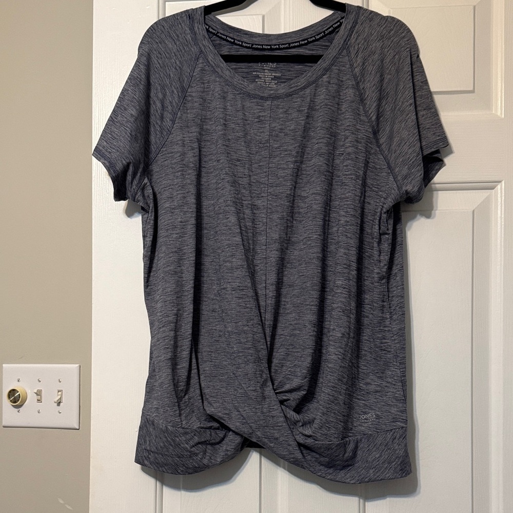 Jones New York Sport Gray Short Sleeve Tee